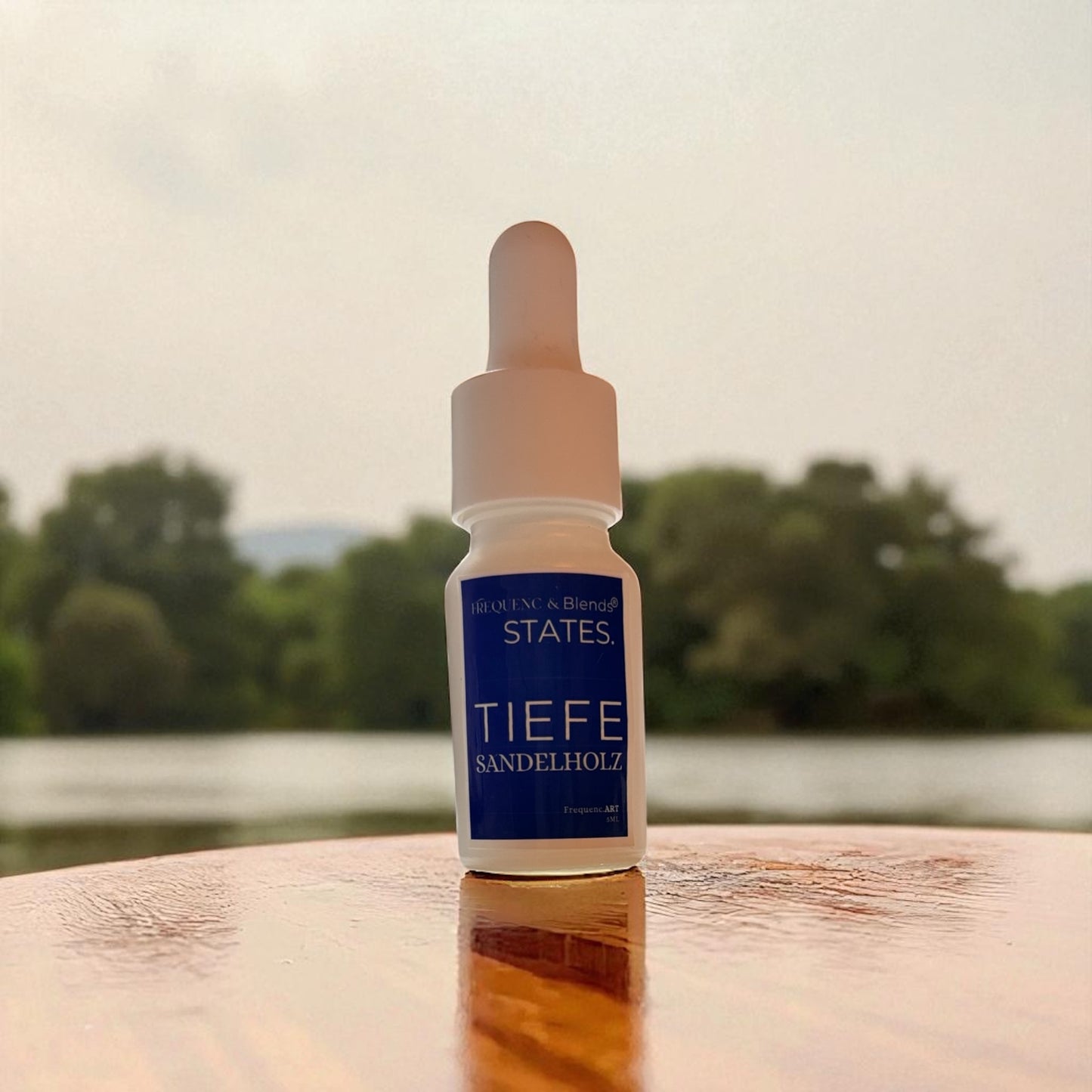 STATES.TIEFE mit Sandelholz